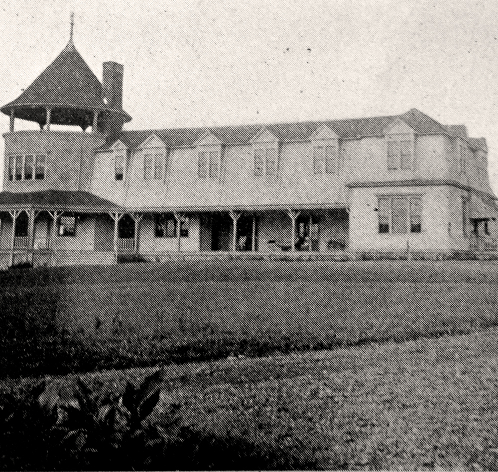 Historic photo of the Clausen casino building